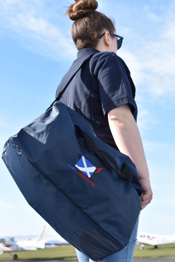 Alba Holdall